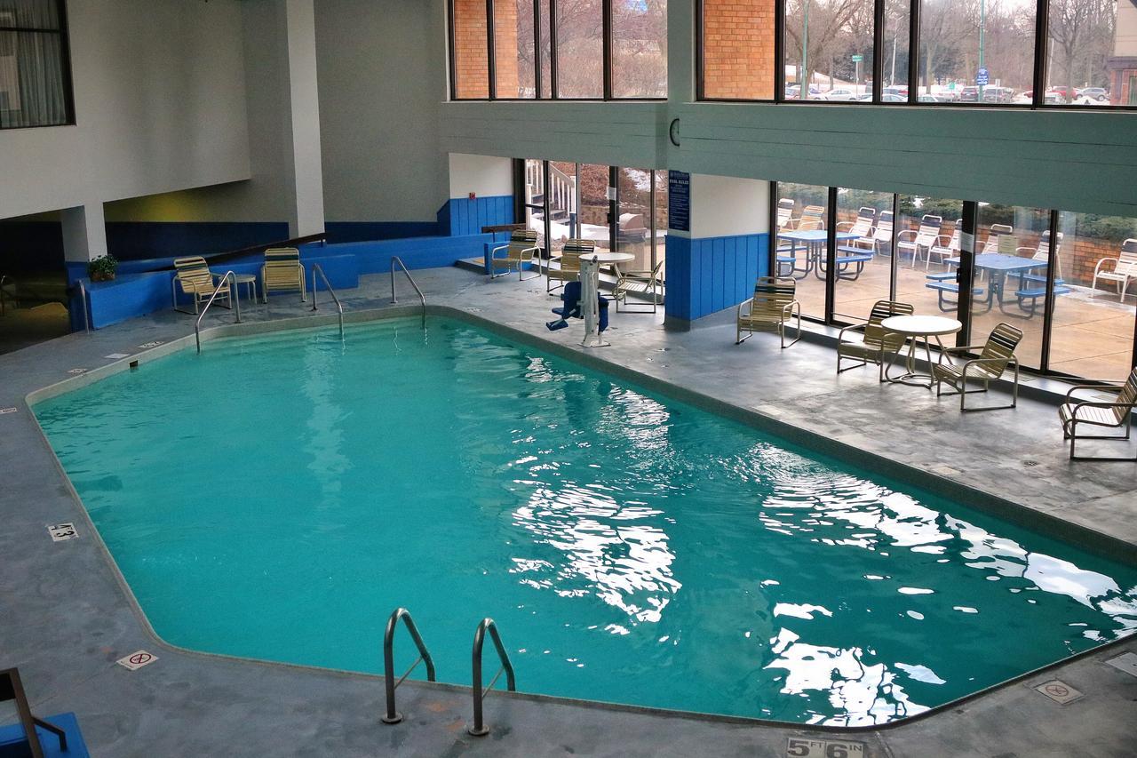 Hotel Mead Resorts & Conventions Center Wisconsin Rapids Exterior foto